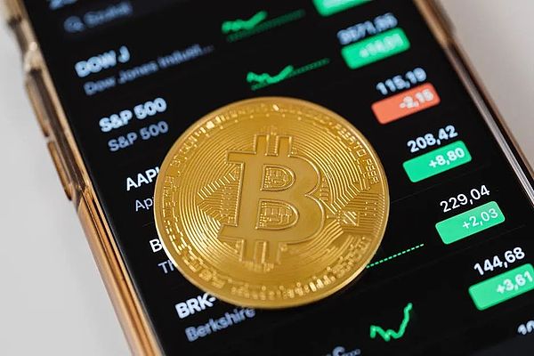 10fԪBitcoin ߀ܝqDƬ